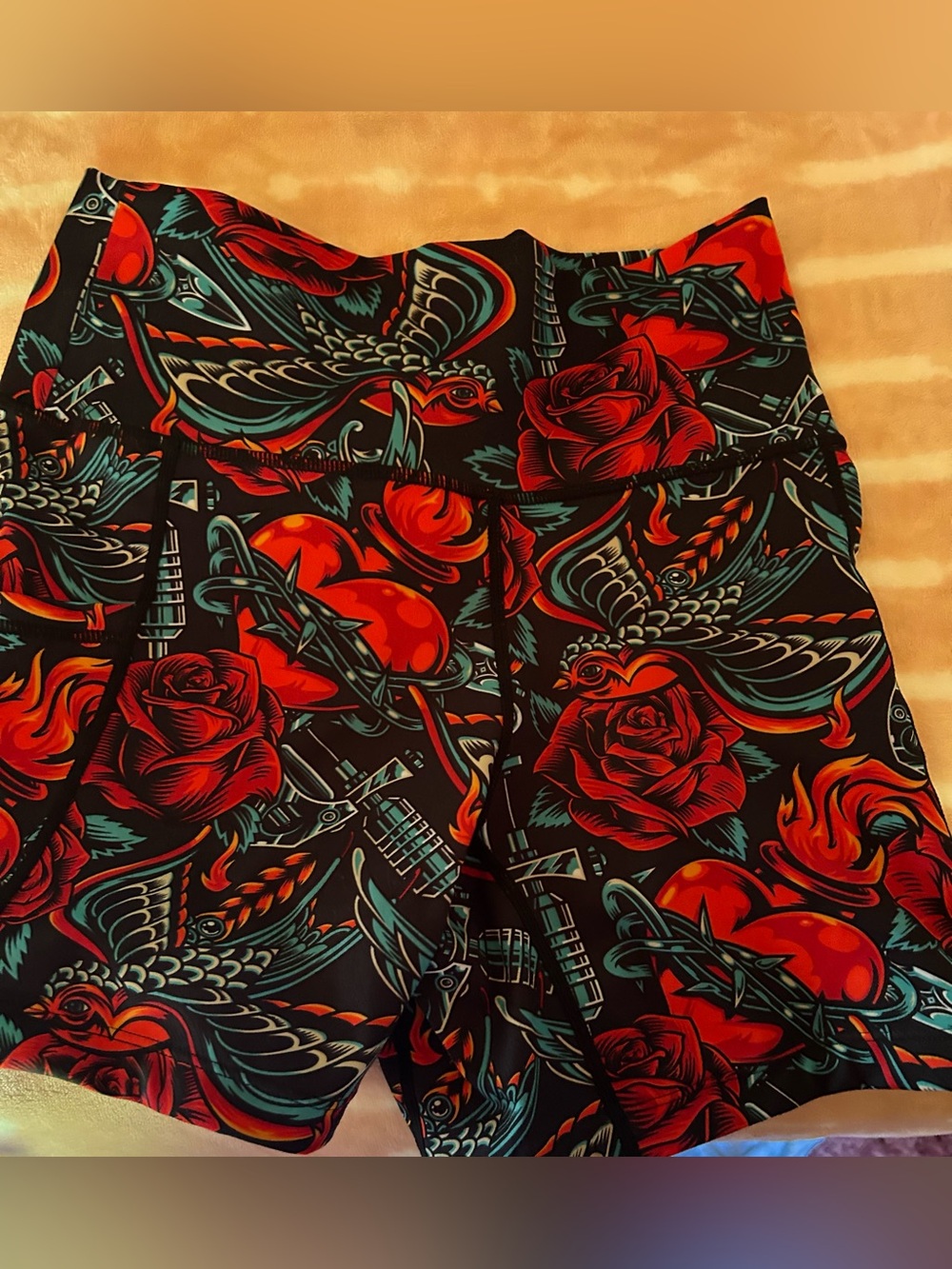 High-Waist Floral tattoo Print Women's Shorts - Red/Black